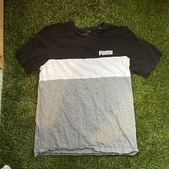 Medium puma shirt - Picture 1 of 2